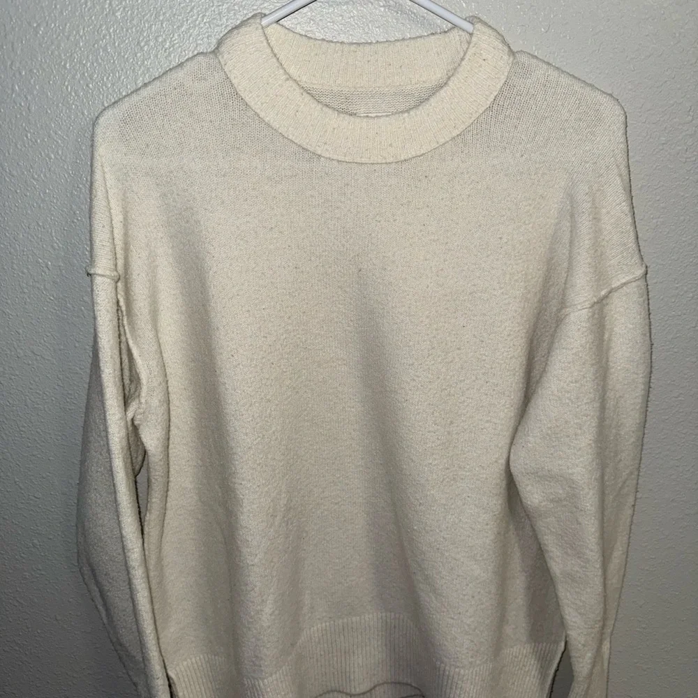 Aerie Cream Sweater Size XS
